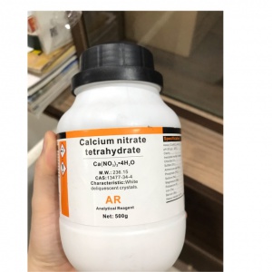 Calcium nitrate tetrahydrate Xylong CAS 13477-34-4 Ca(NO3)2 .4H2O lọ 500g